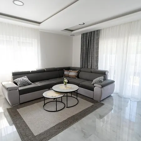 Azure Sea Villa *